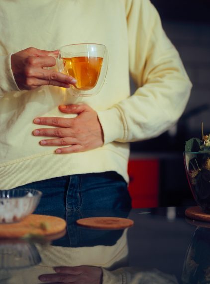 Zioła na żołądek. Co pić przy bólu brzucha?