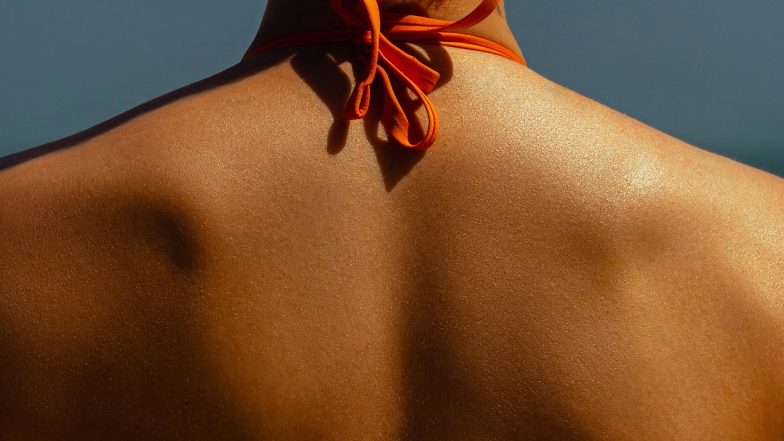 Jak utrzymać opaleniznę? Pielęgnacja, dieta i sprawdzone sposoby