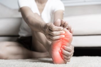 Neuropatia cukrzycowa. Co to jest i jakie ma objawy?