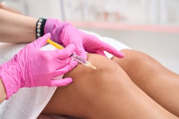 Kwas hialuronowy na stawy – przegląd preparatów. Jaki wybrać?