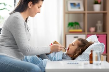 Dobry syrop na kaszel suchy i mokry dla dzieci. Jaki wybrać?