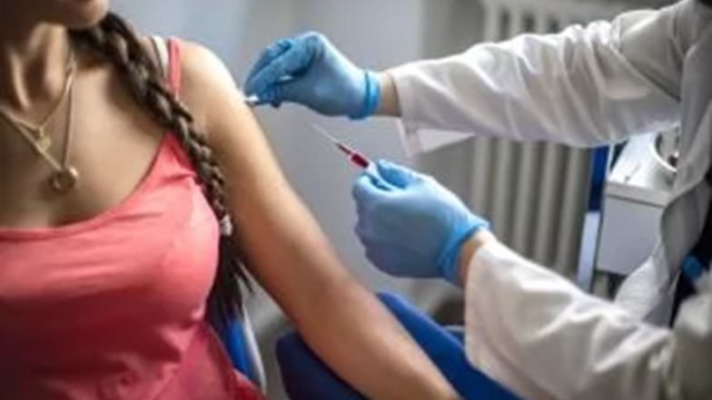 Szczepienia przeciw HPV także dla dorosłych. MZ rozszerza finansowanie od 1 października