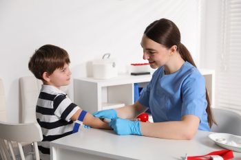 Test ALEX w diagnostyce alergii – co wykrywa? Normy, wynik i cena